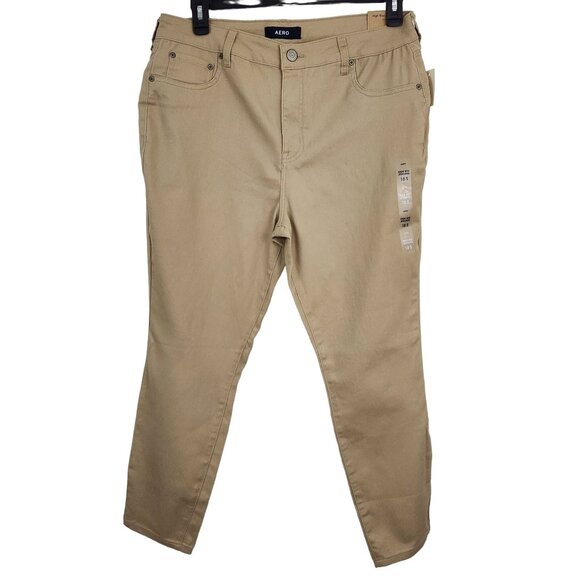 Aeropostale Pants Women's Plus 18 Short High Rise Jegging Uniform Tan Khaki NWT - Picture 1 of 10